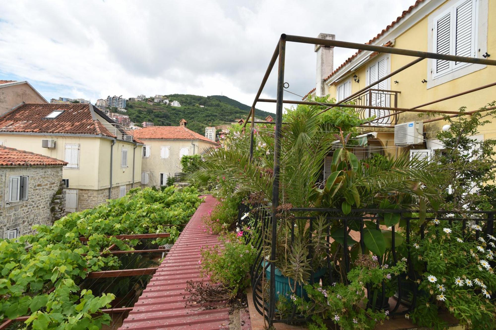 Stan Stari Grad Budva Ngoại thất bức ảnh